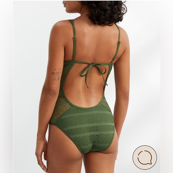 BECCA
Color Play Crochet Plunge One-Piece S - Picture 1 of 9